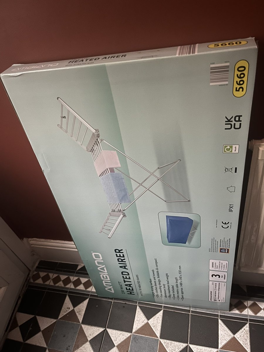 Hannah Al-Othman tweet media