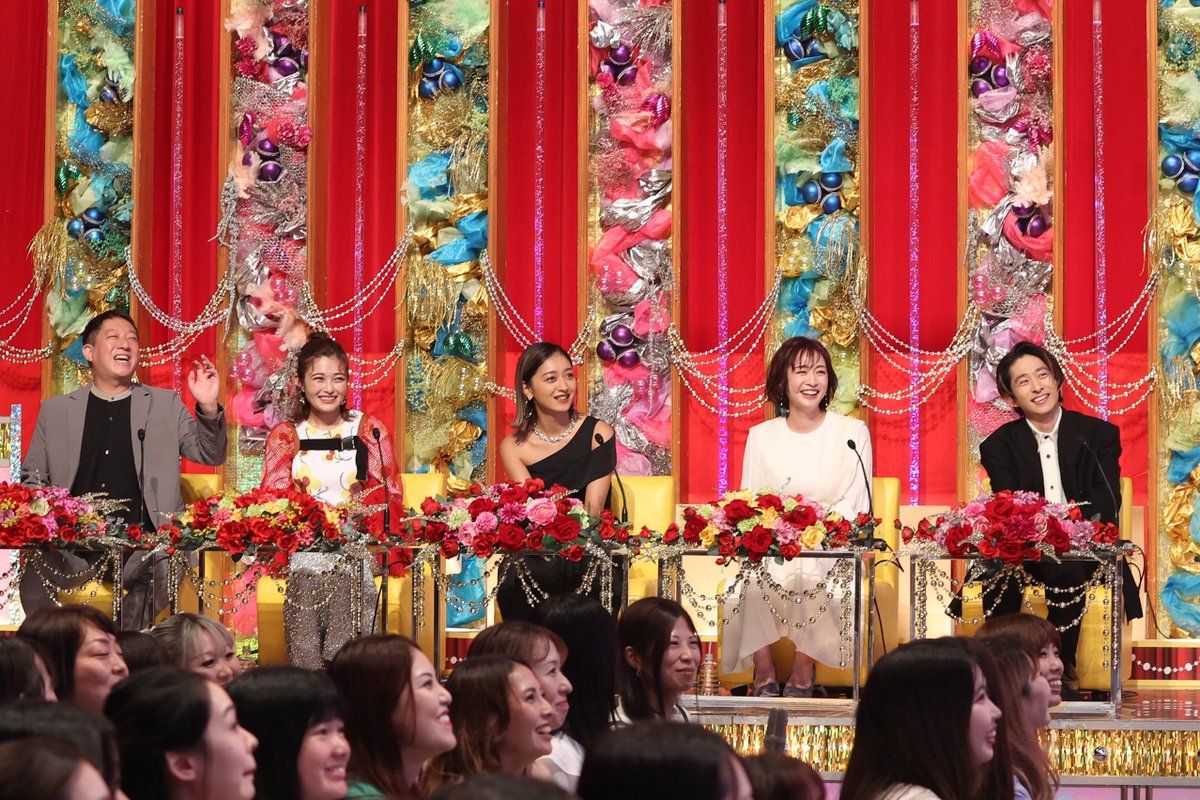 maneuta's tweet image. #ものまね紅白
いよいよ明日よる9時‼️

MC🎤
#今田耕司 さんと

超特別な✨
#スペシャルMC 

さらに
初登場のオーディエンスゲスト💐の
#三宅健 さんから見どころ👀を紹介📝

⬇️⬇️⬇️

#一部地域除く
#フジテレビ