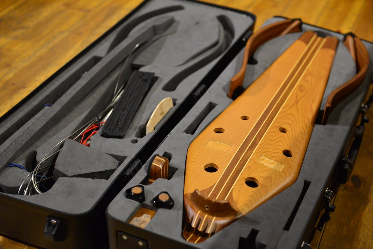 【お勧め品ご紹介❗️】
以前ご紹介したTravel Bassのページを公開いたしました！ 
x.gd/5uIZl

ケース付でなんと
550,000円税込です！

是非、店頭にてご試奏下さい🎻
お問合せ→ 03-5357-8907
LINEからのご連絡もお待ちしています！
lin.ee/egCVnJ8
#コントラバス