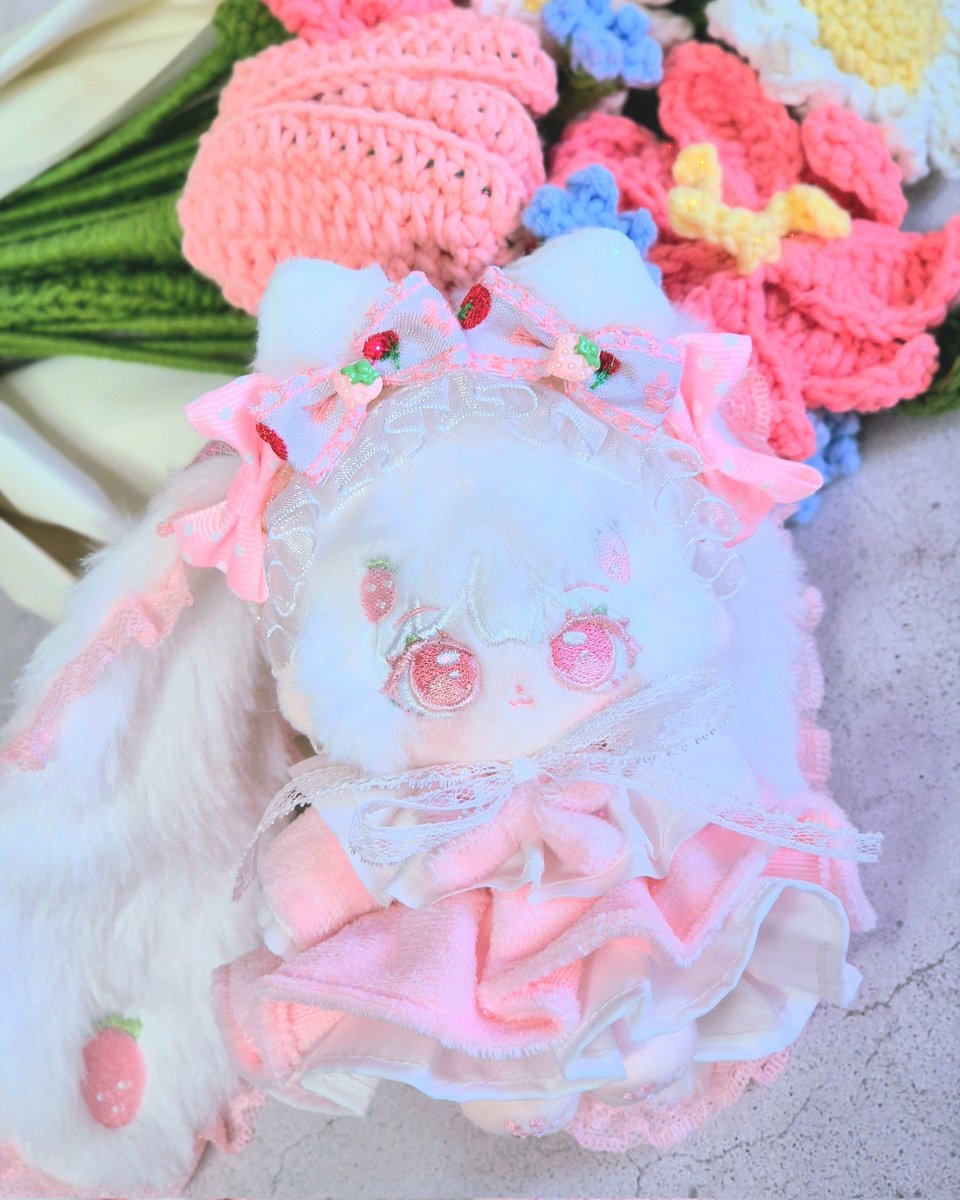 우리 딸기아기토끼 쁘레즈의 후기이벤트로 스트로베리 화이트캣 핑크 악세사리를 받았습니다🥹 거기에 귀여운 덤까지🩷
퀄리티가 짱 좋아서 예쁘다 귀엽다 연발했어요!! 쁘레즈는 이제 귀여운 아기고양이가 되어버렸답니다😆 넘 달콤하고 러블리한 아이템이에요🥰 정말 감사합니다!!

<a href="/Prism_love_/">Dream_prism💫</a>