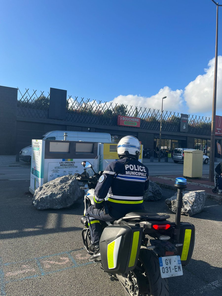 Police nationale 80 tweet media