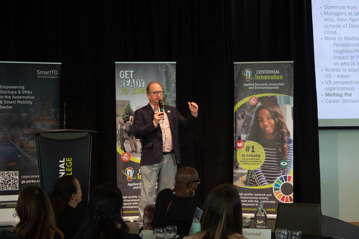 📸 The pictures are in from our "Driving Innovation: Transforming the Next Era of #AutomotiveInnovation" morning Oct 9th with Kay Layne! 🚗✨ This audience has been our most engaged yet - #thankyou to everyone who came!

➡️ Learn more about #SmartTO at yorku.ca/research/proje…