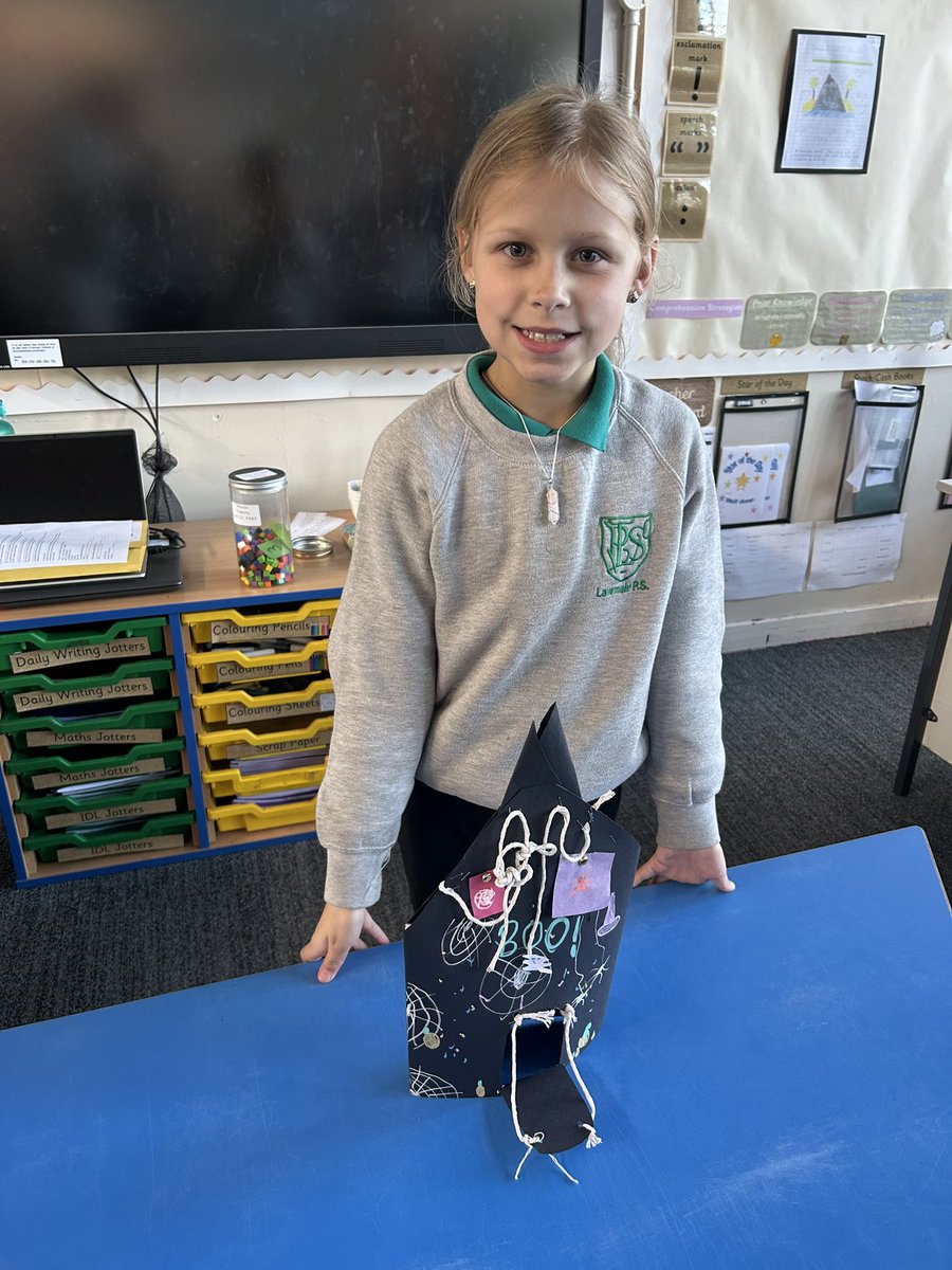 Miss Sutherland 🌟 tweet media