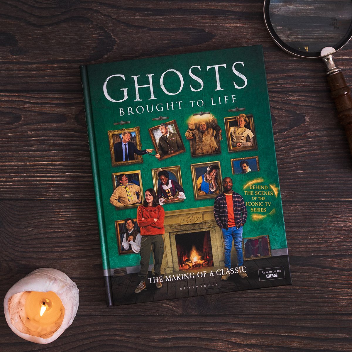 👻 Ghosts: Brought To Life 

Calling all Ghosts fans! This is a hilarious and amazing profusion of stories, memories and secrets that will help fill that Ghosts-shaped hole, it has fascinating insight into the makings of this comedy legend. 

Read more - bloomsbury.com/uk/ghosts-brou…