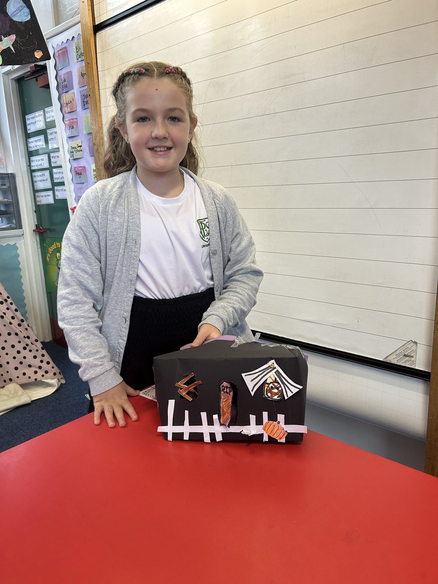 Miss Sutherland 🌟 tweet media