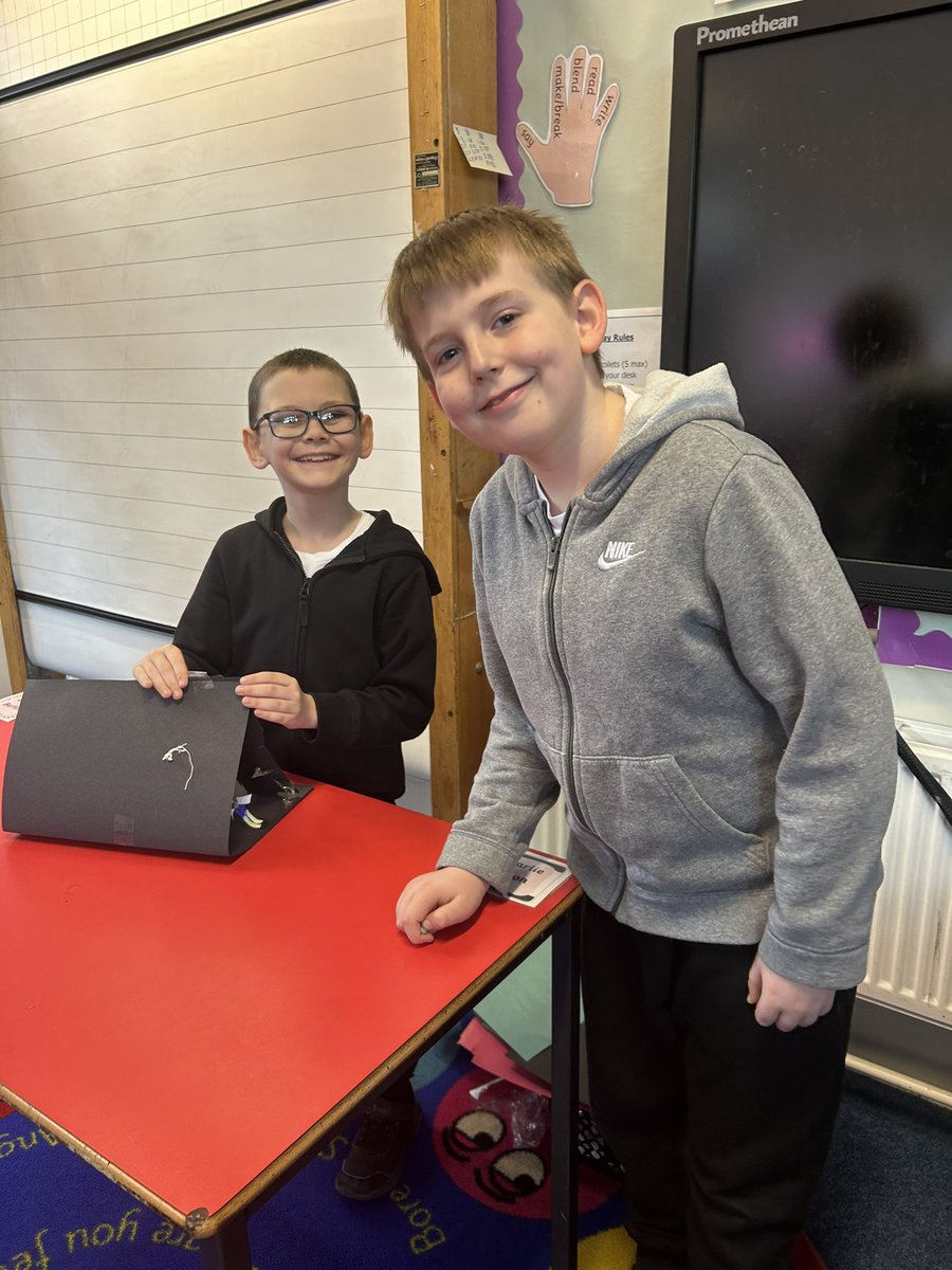 Miss Sutherland 🌟 tweet media