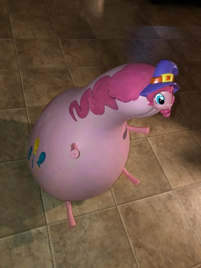 CrazyMLPMoments's tweet photo. Happy one year anniversary of The Pinkie Pie Gourd Incident! (2023) https://t.co/VrKTt4iDFa