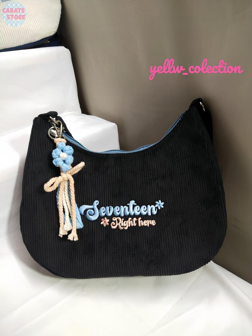 SVTO interested cekk🙌🏻 hii caratdeul aku open po slingbag/shoulder bag seventeen ini untuk 25 orang aja price 125k langsung co besok di event, if you guys interest drop @ di bawah yaa🙌🏻 thank you💙💖 @/yellw_colection