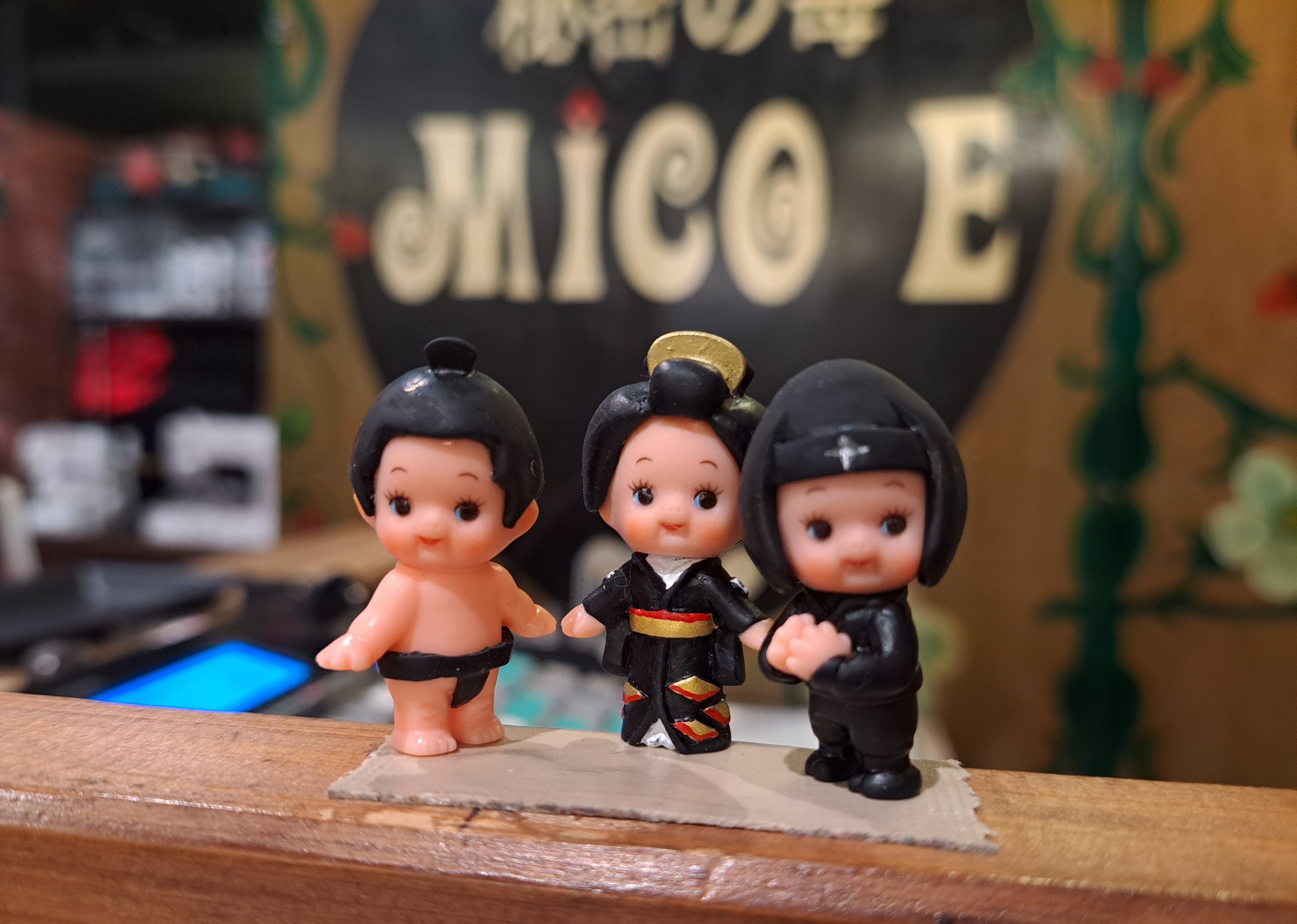 人形 パイナップルの被り物 なにげない キューピーちゃん 人形 パイナップルの被り物 なにげない キューピーちゃん