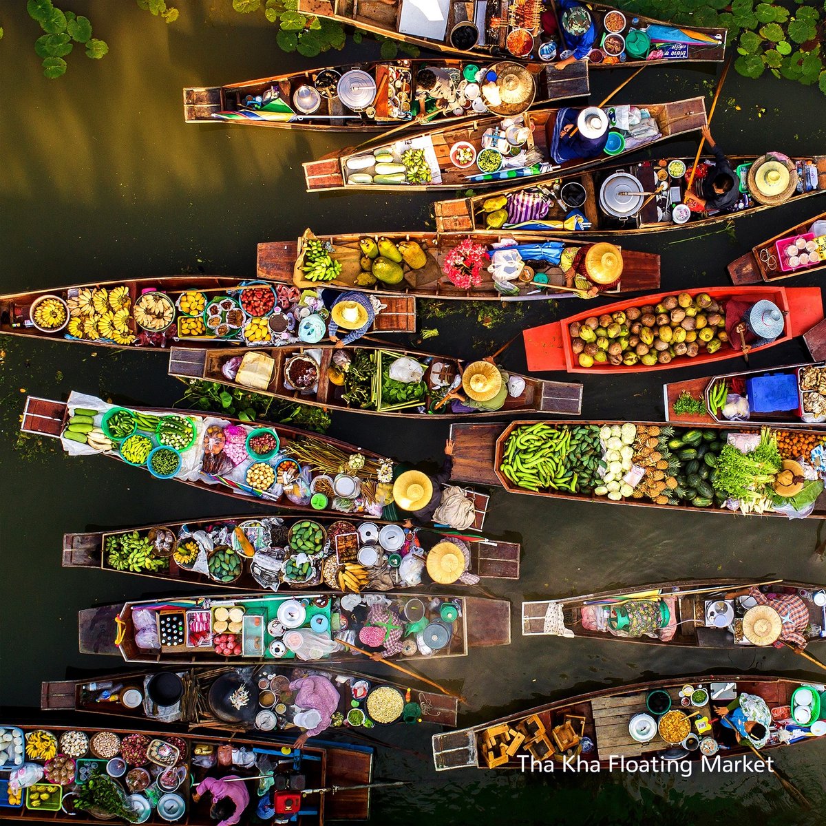 Tatnews_Org's tweet photo. 🇹🇭🎉 Thailand makes it to Lonely Planet’s Best in Travel 2025 list! 🌏✨ Chiang Mai is named a Top City, and other must-visit spots like Trang’s Sunset Beach, Tha Kha Floating Market, and Bangkok’s drag shows are celebrated!

Ready to explore Thailand’s hidden gems? 🛶🌅🎉

👉 PRESS RELEASE: https://t.co/0RV9oZmS3m

#Thailand #TATNews #ThaiTravelNews #LonelyPlanet #ChiangMai #ExploreThailand #BestInTravel #AmazingThailand