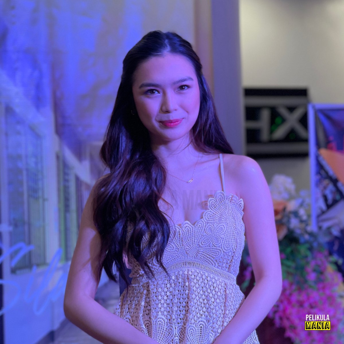 pelikulamania's tweet photo. #FrancineDiaz (@francinecarreld) and Ms. #MalouDeGuzman at the premiere and media conference of the inspirational film 'SILAY.'

The film is produced by Mace Ascending Entertainment Production and is directed by Greg Colasito. #Silay https://t.co/tLS9MU2DyQ