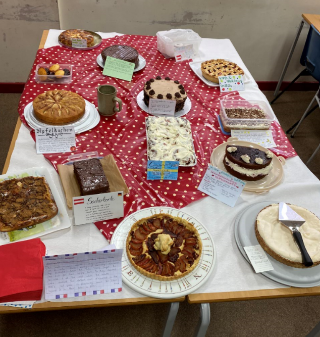 Earlier this term, the International Languages Faculty once again pulled out all the stops to celebrate European Day of Languages on 26th September. #europeandayoflanguages2024 #succeedingtogether
eirias.co.uk/news/2024/euro…