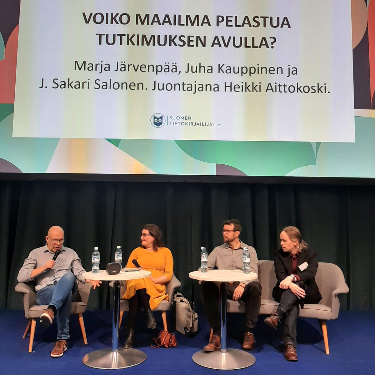 Tietokirjailijat tweet media