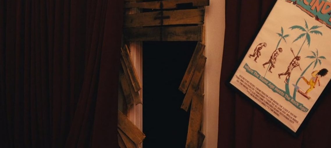 lawakboxd's tweet photo. 6. Porno (2019)
Ketika lima karyawan di bioskop lokal kota kecil menemukan sebuah film tua misterius yang tersembunyi di ruang bawah tanahnya, mereka melepaskan succubus memikat dan memberi mereka sex education. https://t.co/iUolOlsumH