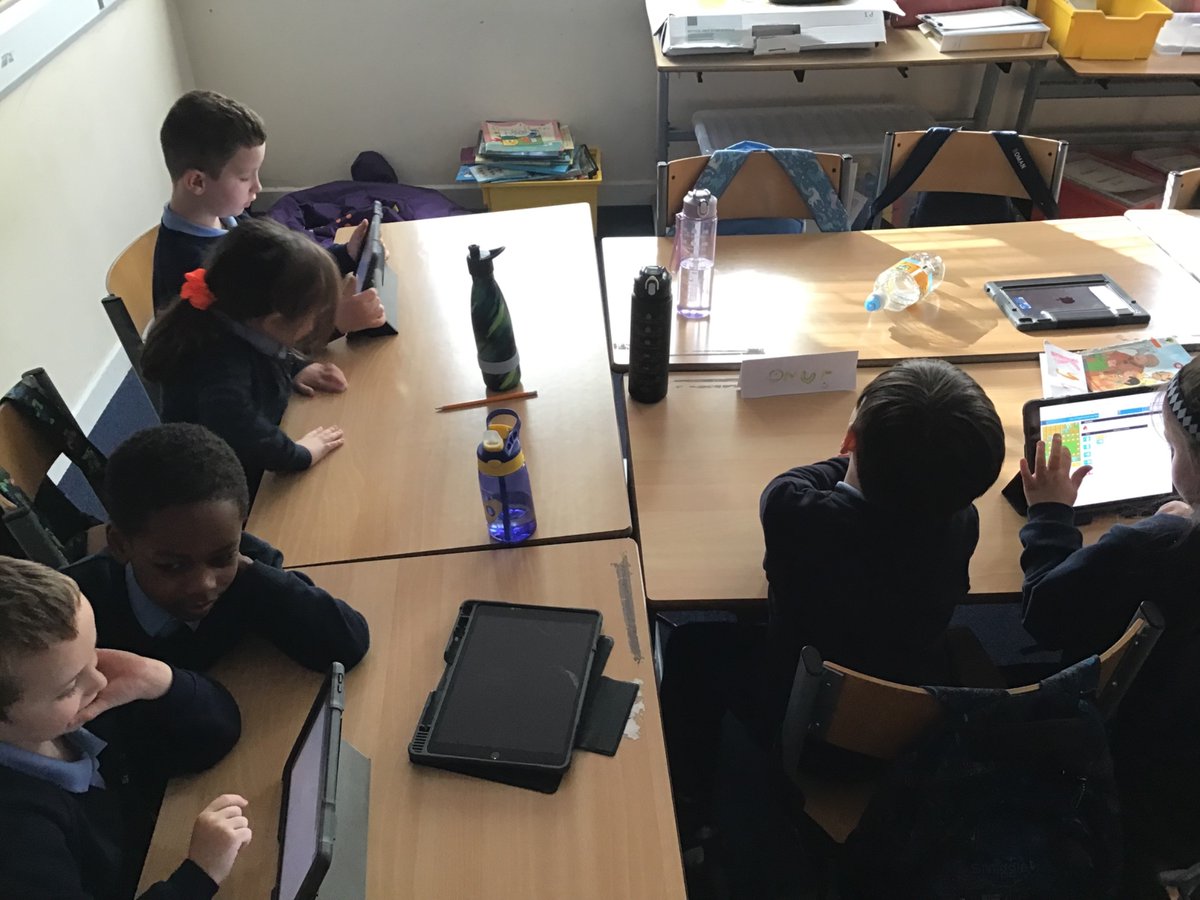 StBernardsPS's tweet image. 🐦💥 P3a have been coding Angry Birds for #EUCodeWeek ! They're mastering sequences to control movement and position 🎯⬆️⬇️💻 Watch out, pigs! 🐷🚀 Our coders are unstoppable! 🚦🔄 #AngryBirdsCoding #CodingMasters
@DL_for_All @CodeWeekEU