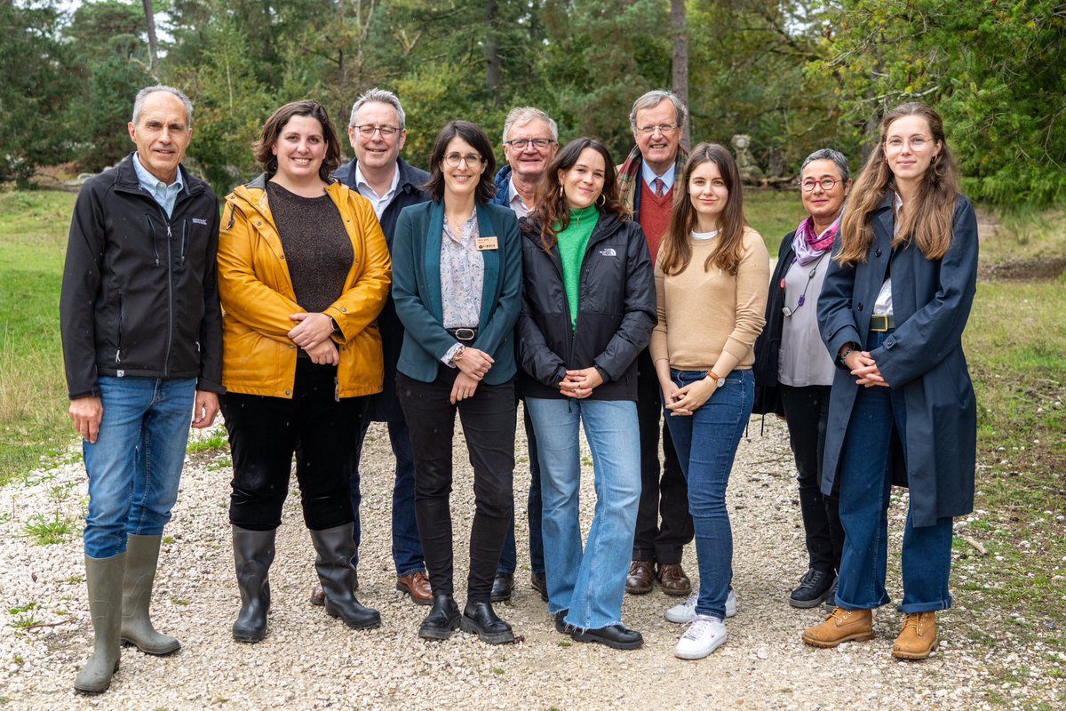 🏆🌳 L'AMIF est partenaire du Trophée des Forêts d'Île-de-France !
Félicitations aux lauréats pour leurs initiatives dans les catégories bioéconomie, biodiversité et sensibilisation ! Un exemple à suivre pour la gestion forestière en #IDF lors du Congrès à #Fontainebleau. 👏🌿