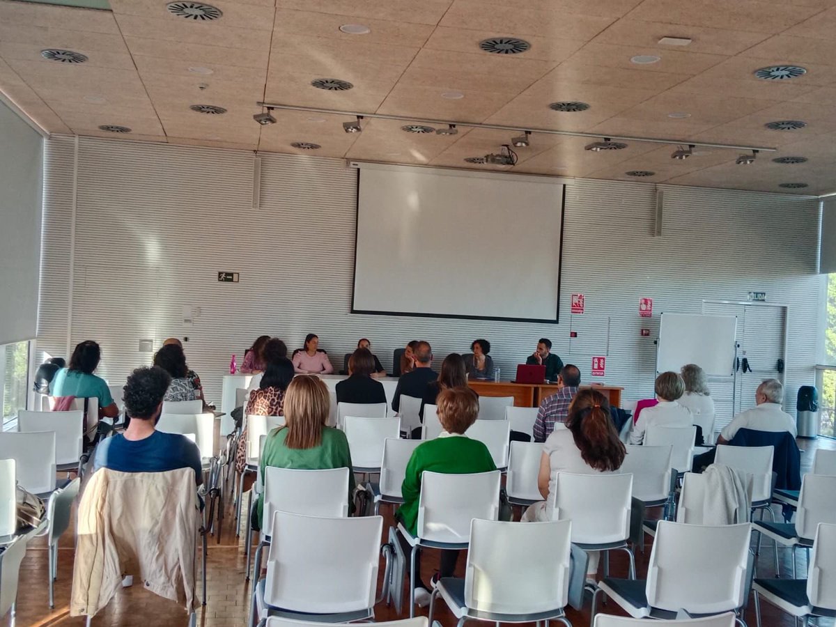 El 18 de octubre se celebraron las 3ª jornadas “Mariposas”  🦋 
Asociación del Duelo Perinatal de #Yecla

Con testimonios en primera persona de afectadas y matronas del hospital y centros de salud de <a href="/Area5Altiplano/">Área V Altiplano</a>