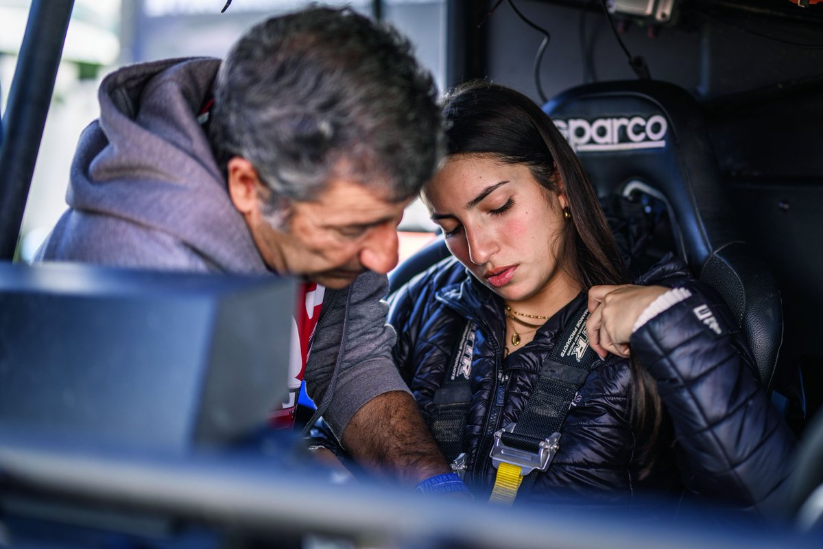 Stirlingspower's tweet photo. Shout out to @barbara.pereiraaa for stepping up as navigator in her first-ever Portalegre Baja! At just 21, with previous rally experience on the road, this race marked her official offroad debut. #bajaportalegre #baja500 #yamahasuperbaja #yamaha #yamahaeuropeancup https://t.co/lSCyisHtLL