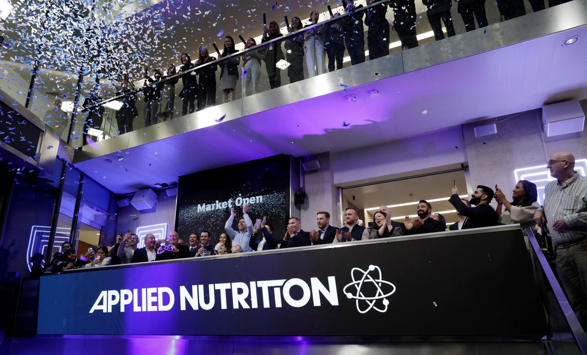 London Stock Exchange tweet media