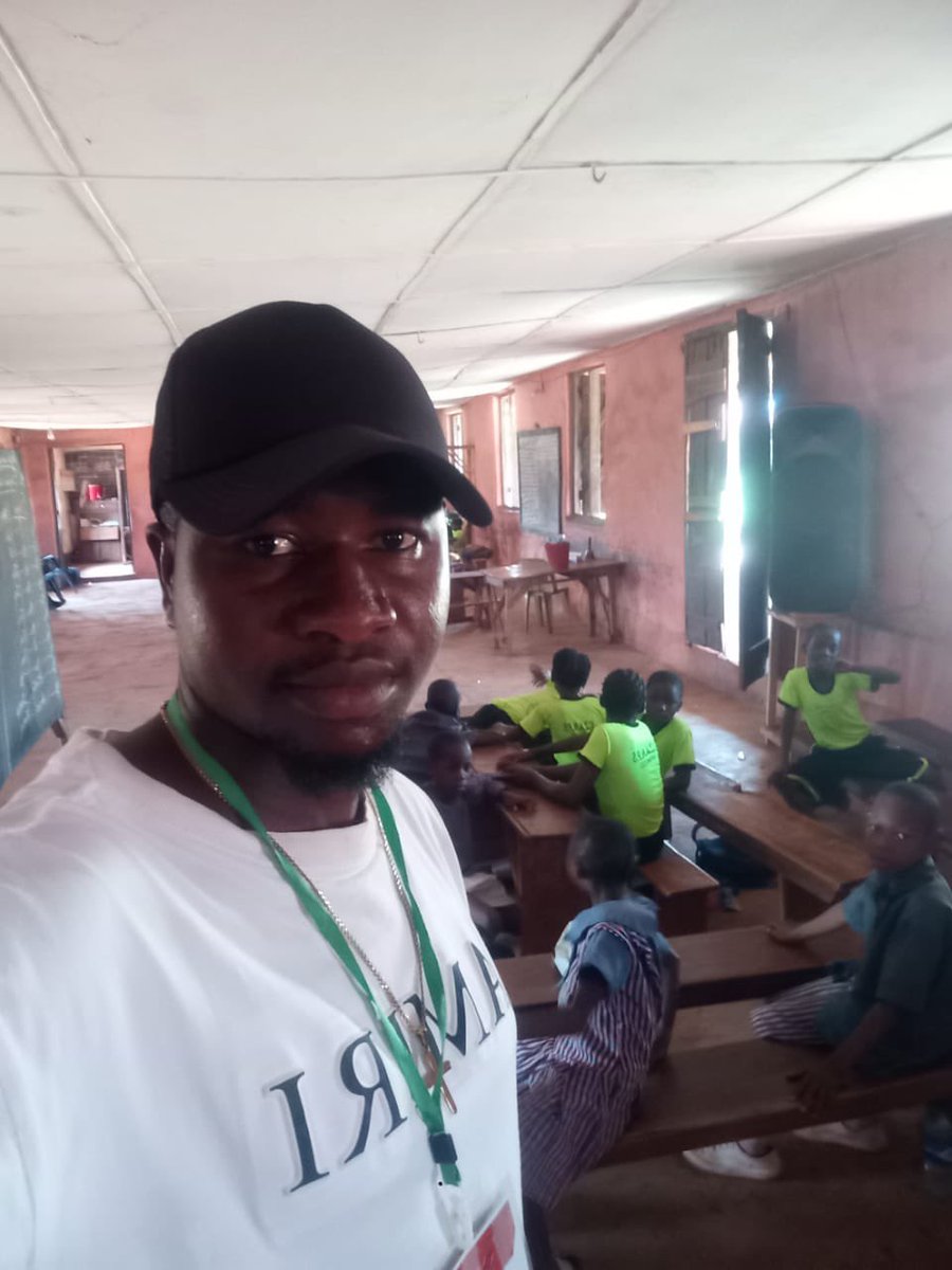 winexviv's tweet photo. The spirit of Alaigbo is the spirit of Greatness. We currently have 549 volunteers across Enugu, IMO, Abia, Ebonyi and Anambra.

We are in every LGA and villages gathering our data. All children currently in school and also out of school. Our mission remains to get every child back in school within 12 months.

Note this: This will be the worst we can ever be, the next is Great and Greatness forever.

Together, we will make Alaigbo Great Again!