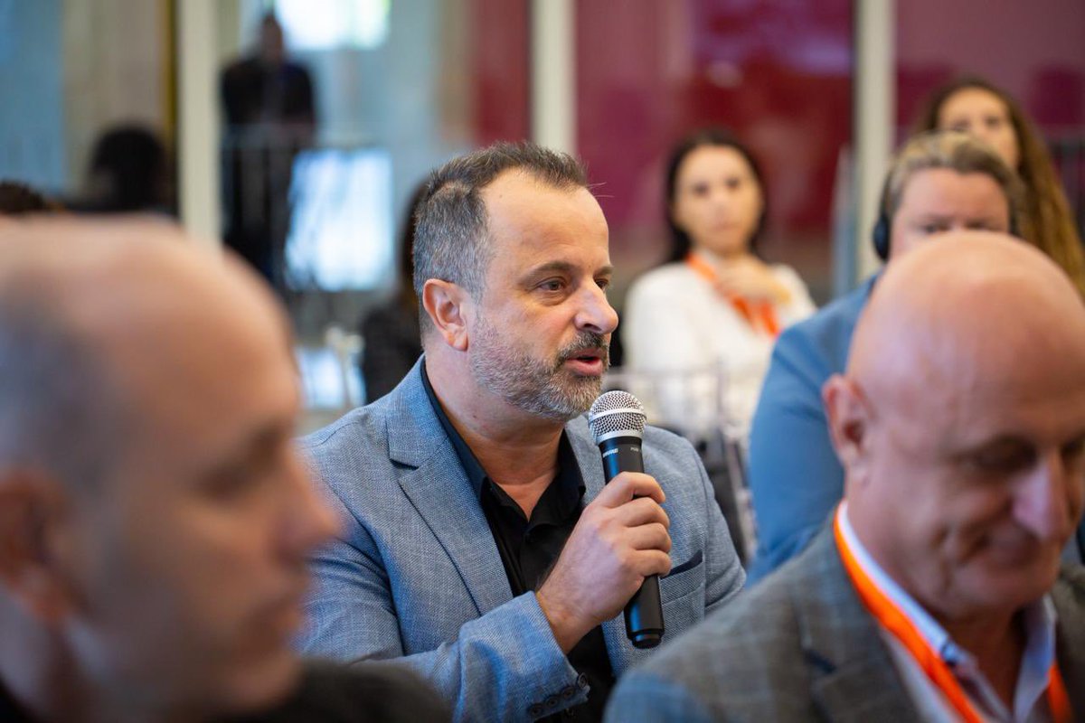 BGonxhja's tweet photo. Në kuadër të projektit të financuar nga BE dhe zbatuar nga UNESCO, nisi seminari pesë-ditor në Shqipëri për ngritjen e kapaciteteve kundër trafikimit të pasurive kulturore. Projekti synon bashkëpunim rajonal, dialog ndërkulturor dhe përafrim ligjor me BE-në. 🇦🇱🏺✨ #MEKI #UNESCO https://t.co/spS9rQMXog