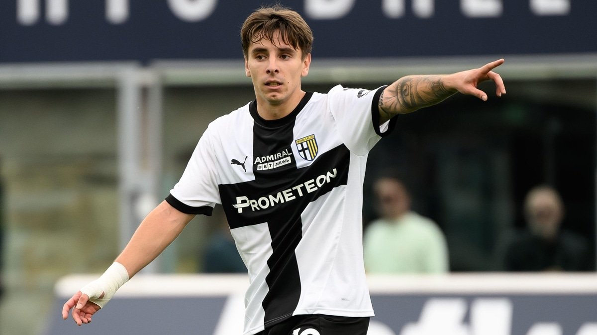 simo_lor's tweet image. Parole molto belle, e significative, di Adrian #Bernabé nei confronti del @1913parmacalcio nell'intervista a #DAZN: "E' una squadra e anche una città molto importante per me e renderà importante la mia vita. Mi hanno parlato tanto di Zola". L'integrale su ParmaLive.com