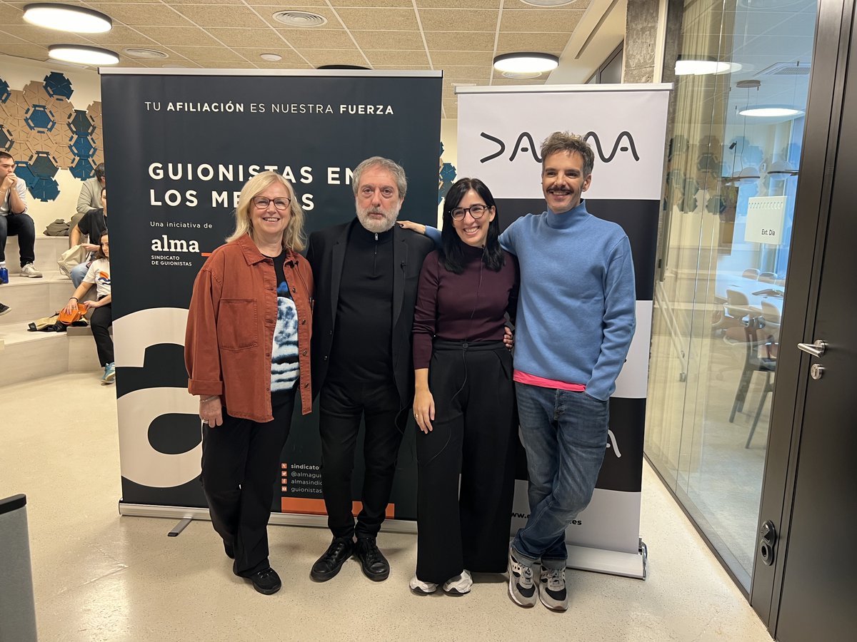 #ALMASeries arranca con 'Creado por', un encuentro con <a href="/j_giner/">Javier Giner 🏳️‍🌈</a>, <a href="/olivares_javier/">javier olivares</a> y <a href="/AlaudaRuiz/">Alauda Ruiz de Azúa</a>, donde nos cuentan sobre algunas de las series más esperadas del momento: 'Yo, adicto', 'Ena' y 'Querer'.