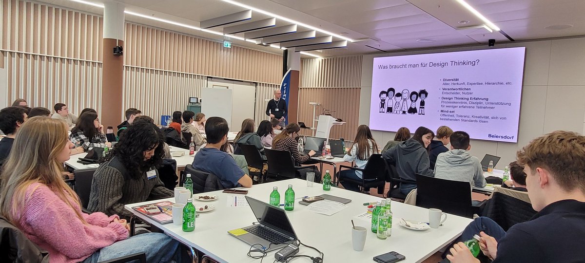 elena_sinel's tweet image. Hello #Hamburg! 👋

Great to be back at @Beiersdorf_AG again inspiring teens into #AIforImpact #AI4Good 

#CareBeyondSkin #CareBeyondSkinHackathon #TeensinAI #Diversity #innovation

@TeensInAI