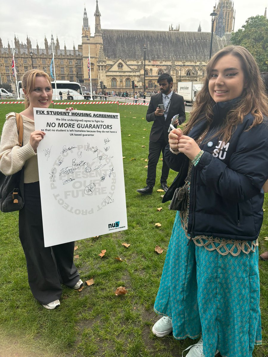 Student Officer update 📣

President Brenin and VP Community and Wellbeing Alex went to Westminster this week to lobby MPs, demanding they help support students during the housing crisis.

They had some positive conversations, most notably with Liverpool Local MP, Kim Johnson 🗣️