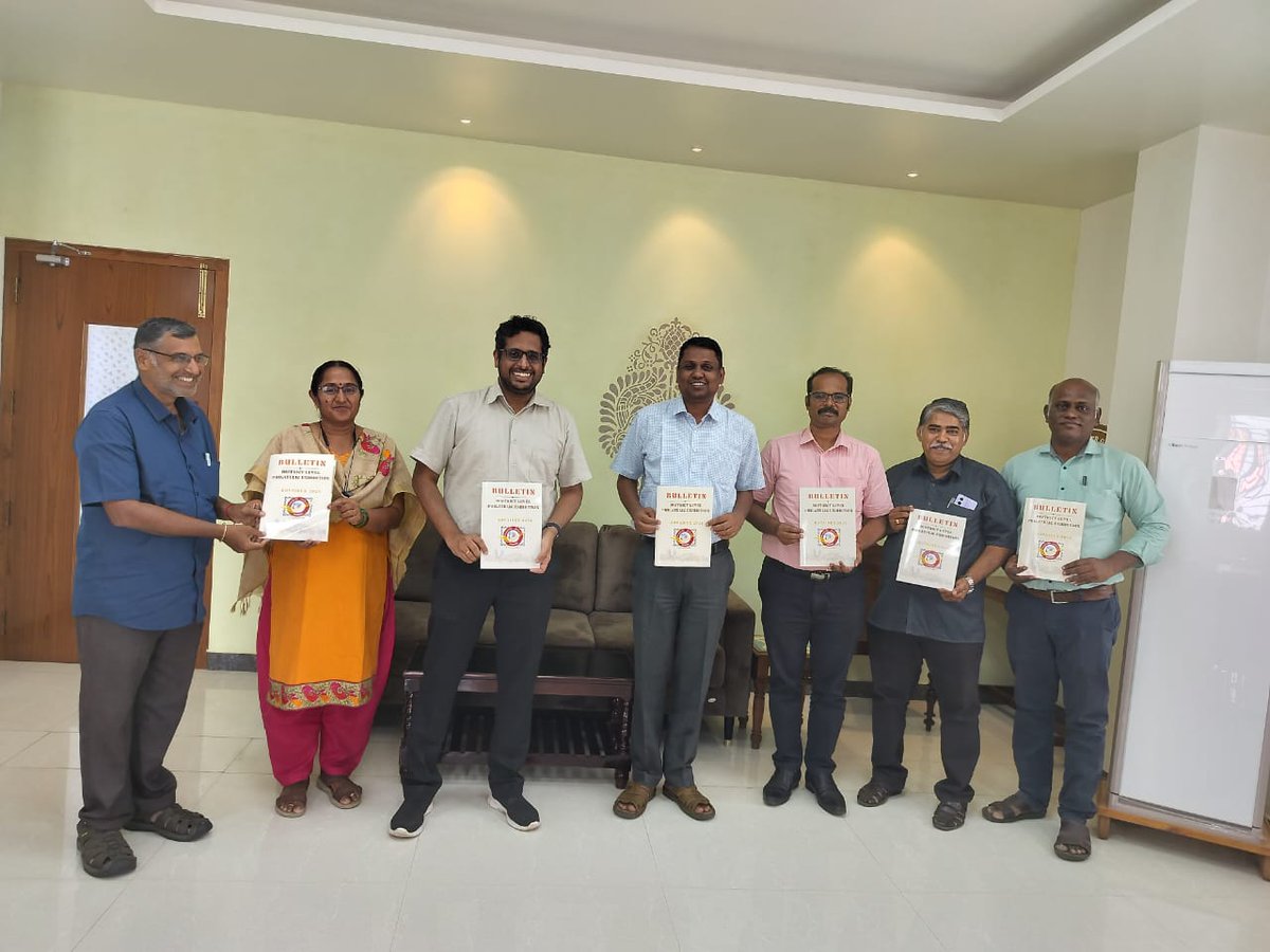 kovaipex2024's tweet photo. RELEASE OF BULLETIN ON 24.10.2024 - KOVAIPEX 2024 BY SHRI A.SARAVANAN, IPoS, Postmaster General, Western Region, Coimbatore - 641030.

#KOVAIPEX2024 #INDIAPOST #PHILATELY #STAMPS #PhilatelicExhibition #KP41 https://t.co/bXQrt5ub1T