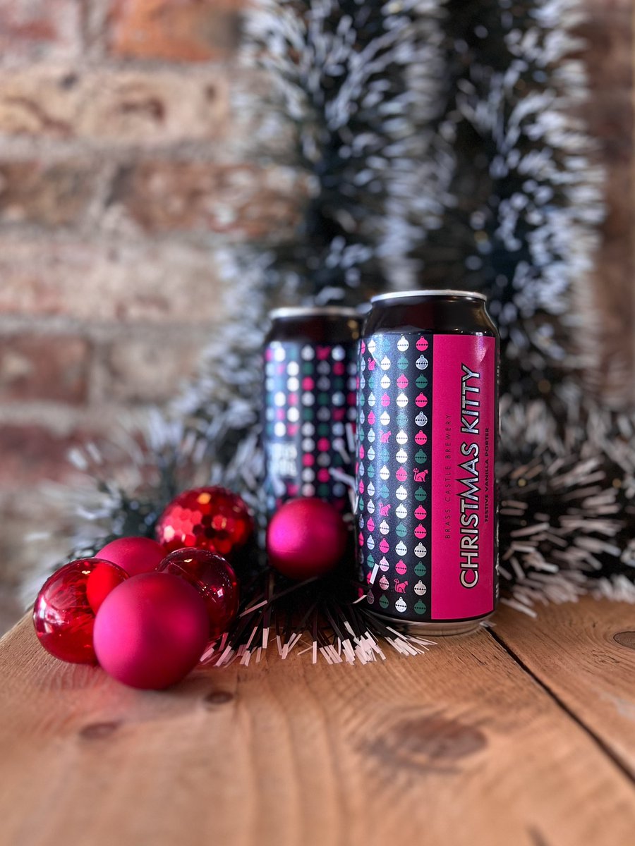 🌟CHRISTMAS KITTY 5.5% FESTIVE VANILLA PORTER🌟

Available now in cans and on cask, Christmas Kitty is the festive spiced version of our infamous Bad Kitty. 

It’s never too early to start stocking up on Christmas beers!

Shop cans here:
brasscastle.co.uk/online-craft-b…