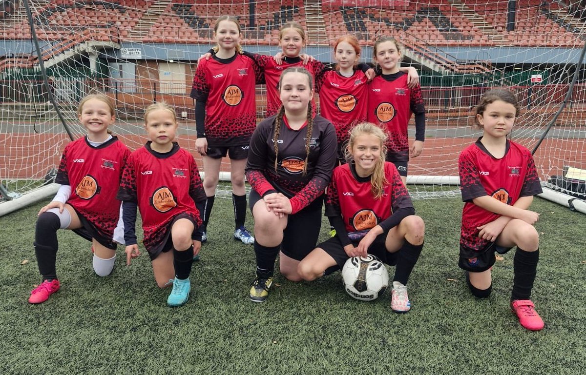 Ysgol Gymraeg Trelyn (@ygtrelyn) on Twitter photo Pob lwc i dîm pêl-droed merchedcyr ysgol yn nhwrnament yr Urdd heddi.
Good luck to the girls football team in the Urdd tournament today 🙌 <a href="/UrddGwent/">Urdd Rhanbarth Gwent</a> Pob lwc i dîm pêl-droed merchedcyr ysgol yn nhwrnament yr Urdd heddi.
Good luck to the girls football team in the Urdd tournament today 🙌 <a href="/UrddGwent/">Urdd Rhanbarth Gwent</a>