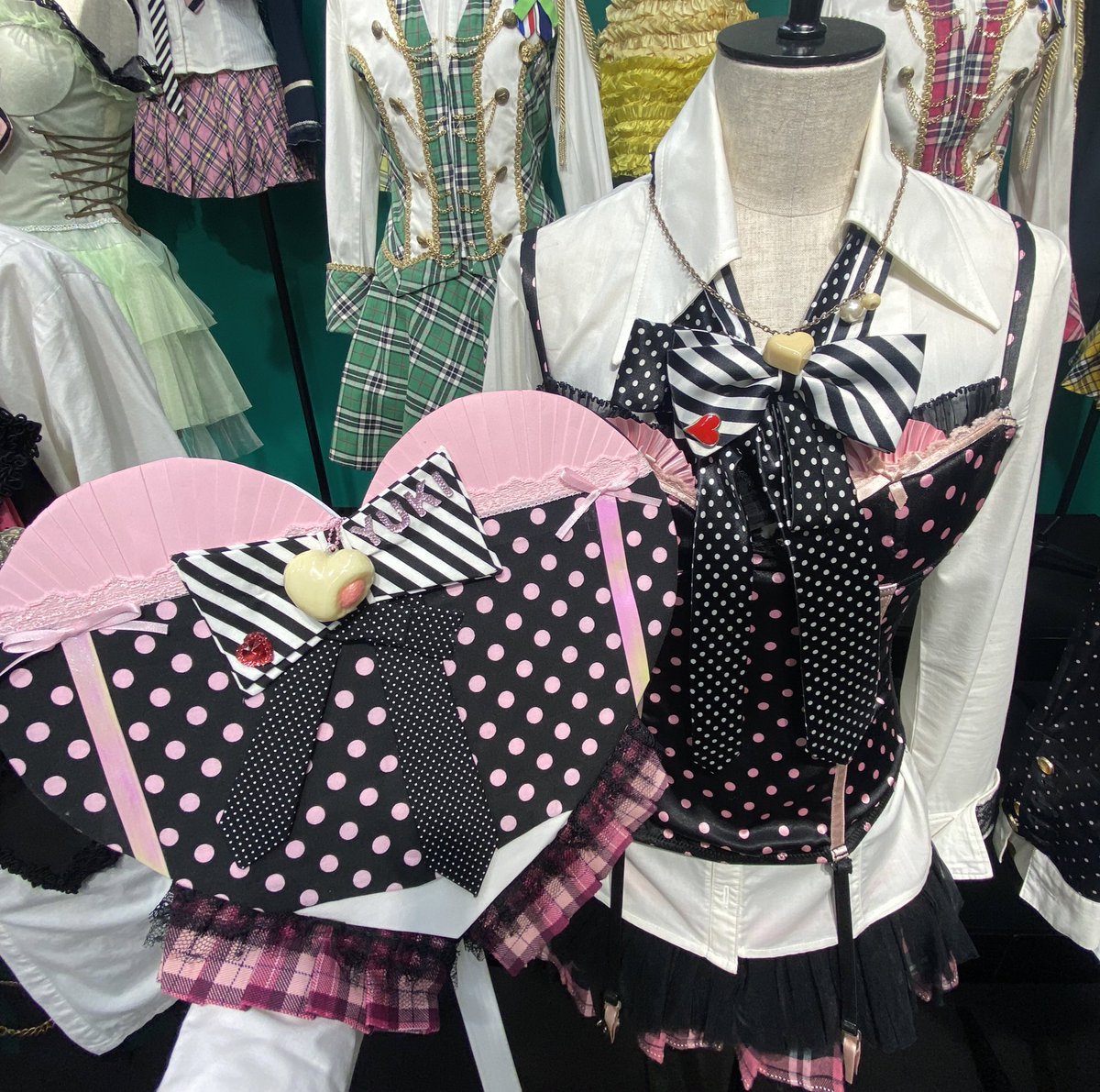 Shioriiiin__M's tweet image. #口移しのチョコレート 💋🍫
大好きな曲でもあり、とってもお気に入り✨
衣装展のためだけに作ったから
今後ゆきりんの目に入るコトも出番があるコトもない…😢けど！！
チョコお揃いだし、吹き出しもお揃いだったからいいんです🍫💭

また希望あったら作ろうかな…🤔
#柏木由紀 
#ゆきりん 
#AKB48