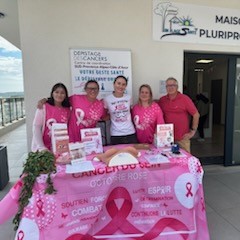 CptsPml's tweet photo. Franc succès du stand d'autopalpation  à la MSP de Bormes ce 21 octobre
 Stéphanie  a gagné un bon cadeau de 80 euros chez "Les Dessous de Naïs"https://t.co/mLyT3W3LpV               Merci beaucoup Laura pour cette générosité.

#dépistage #CancerduSein #Prévention #CPTSPML #CRCDC https://t.co/bsGnFycd1f