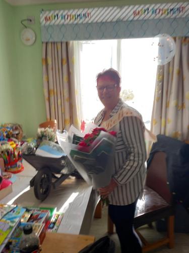 Good luck to Sharon, Manager at Portchester Lodge as she retires after two decades of dedication! 🥳
Sharon began her journey with Choice in July 2004, working in several homes before joining the Portchester Lodge family in March 2017. Thank you, Sharon, for everything!