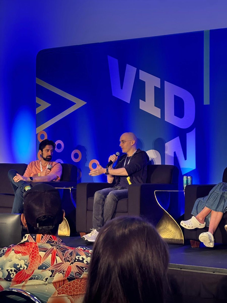 Mario Joos tweet media