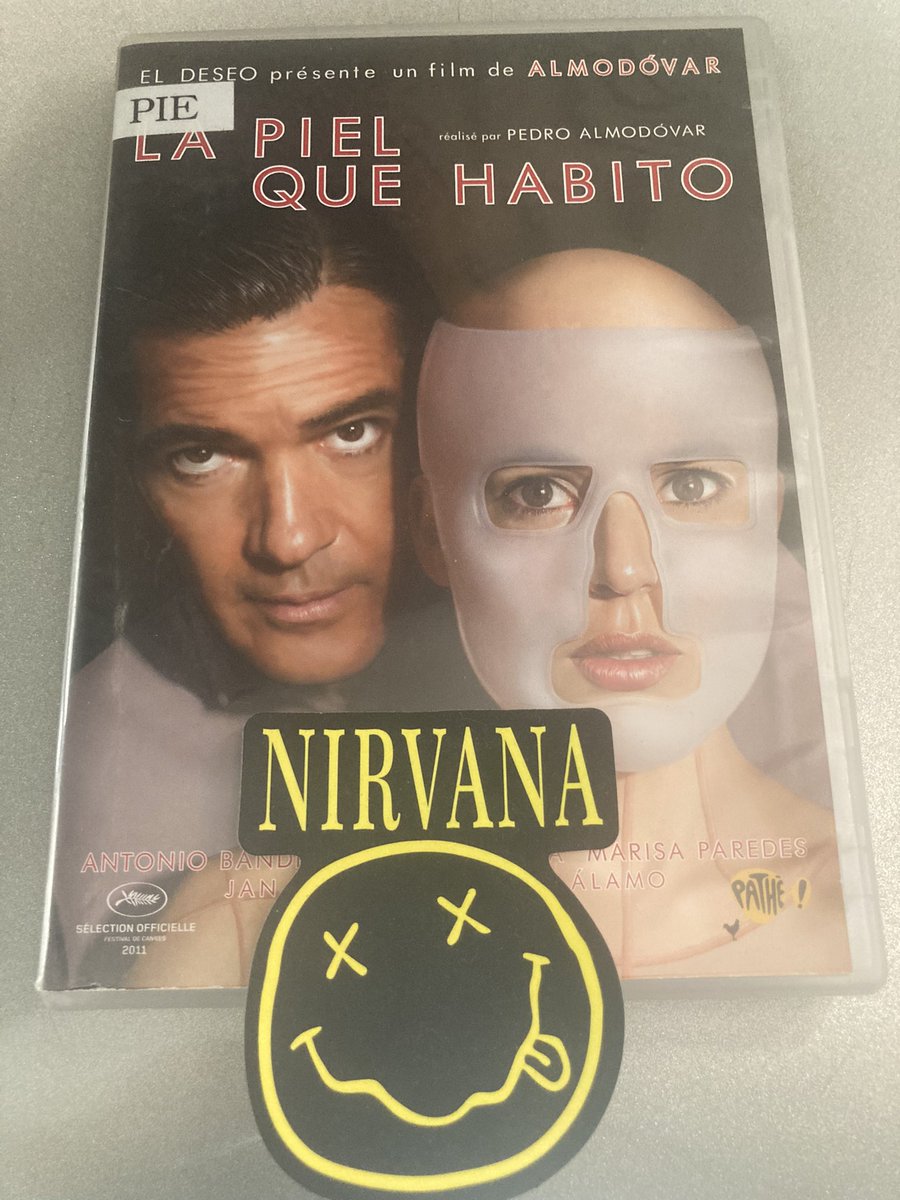 Il y a des années que j’aurais dû voir ce film 🍿 j’ai toujours passé a coté à cause de l’illustration qui me plaisait pas , mais en faite c’est un bon petit thrilleur.