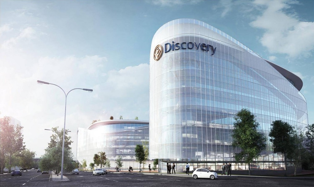 businessXplain's tweet image. MINIMUM PAY

Discovery has raised its minimum pay to R16,600 per month, effective from October. This decision is part of their commitment to fair pay and reducing wage gaps.

The CEO, Adrian Gore, reported improvements in diversity, with 45% of senior managers being female and…