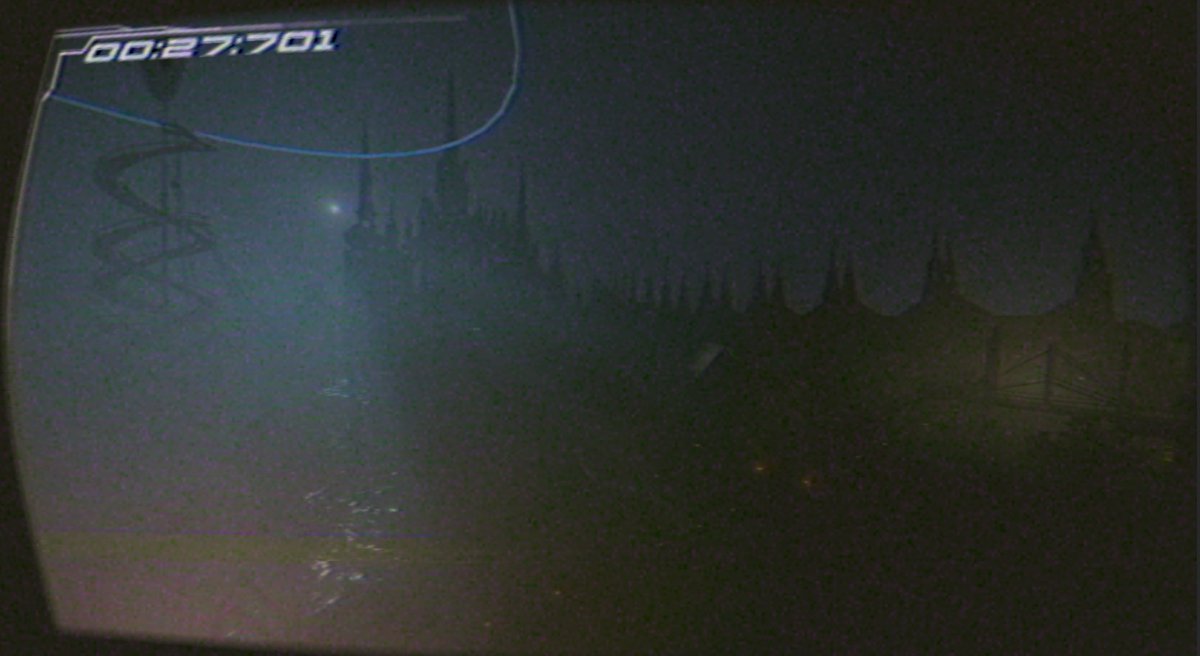 I AM 30 TODAY!! (oh god)
My birthday always feels stressful as it lands directly in "promote my horror work as much as possible so I can to continue paying my bills" season.
So I would love your support in sharing [ECHOSTASIS], the solo-dev'd final chapter of my horror trilogy ♥