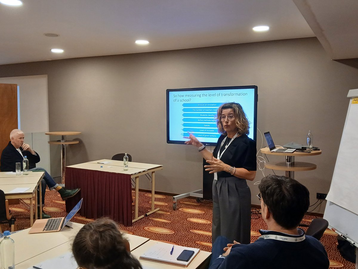 alicedegalice's tweet photo. Elena Ortiz from @GVAeducacio shares at #DIPS_2024 the role of inspectors linked to internationalisation.🇪🇺
@DIPS_BRUSSELS
@CAFIgalicia
#Erasmus_Plus https://t.co/0bM8lMDOHV