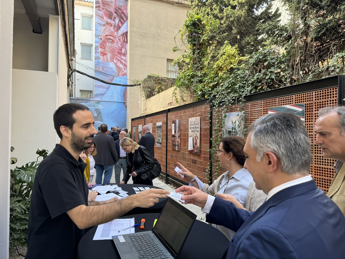 La Salle BCN tweet media