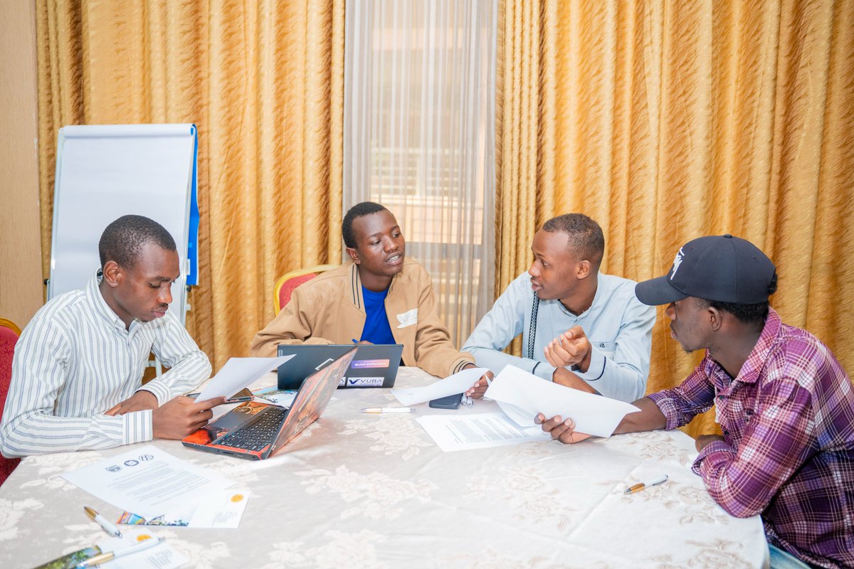 smartcityhubrw's tweet photo. It's Day 2 and the #SmartMobilityLabHackathon is in full swing!

Our hackers are locked in: doing research, bouncing ideas, and writing code to create solutions to urban mobility and transport challenged in Kigali.

We’re eager to see what their creativity yields!
#SmartCityHub https://t.co/cE0oIsyrJx
