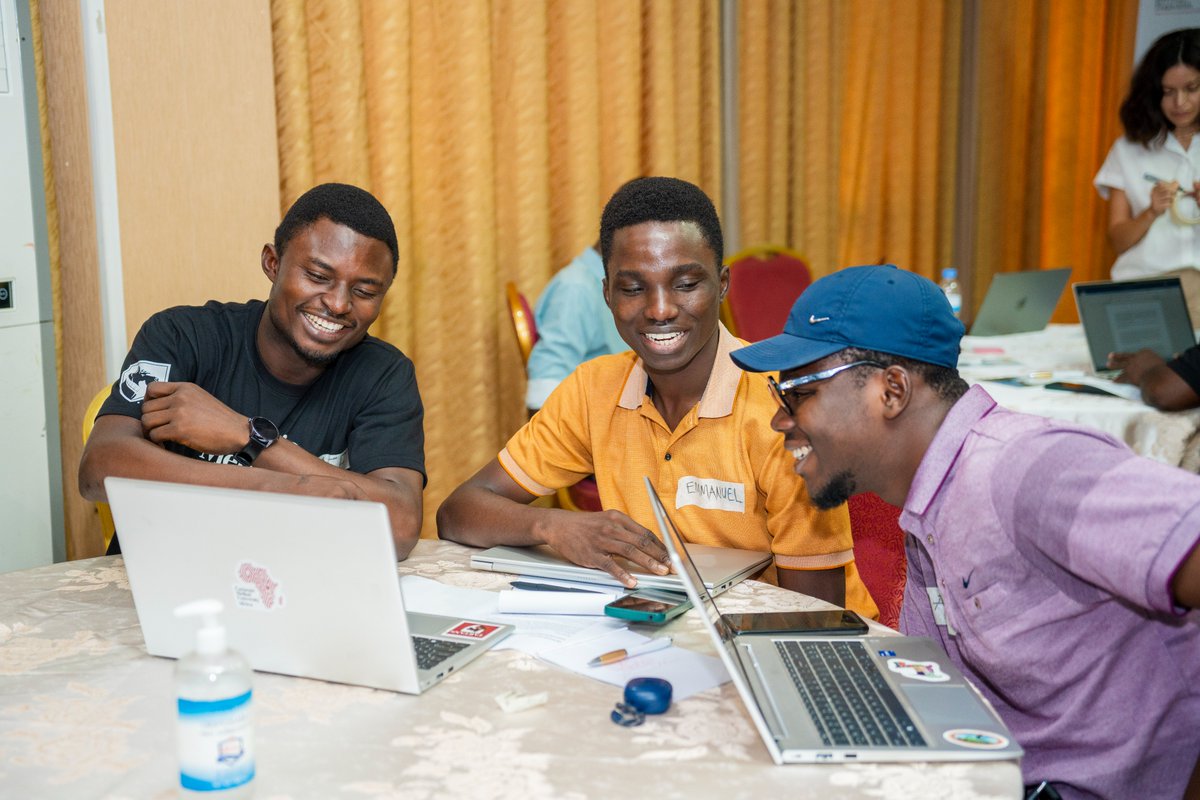 smartcityhubrw's tweet photo. It's Day 2 and the #SmartMobilityLabHackathon is in full swing!

Our hackers are locked in: doing research, bouncing ideas, and writing code to create solutions to urban mobility and transport challenged in Kigali.

We’re eager to see what their creativity yields!
#SmartCityHub https://t.co/cE0oIsyrJx