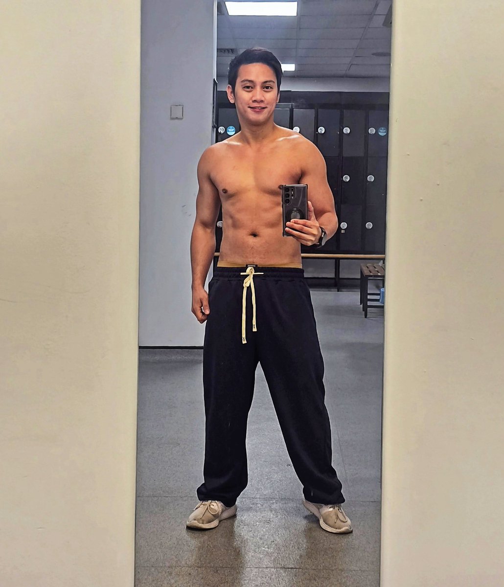 TheRealNarsJay's tweet photo. Seeing progress thru hardships and discipline make me wanting for more results.
Body still under construction....
🤪🤙🏋‍♂️🏋‍♀️😉😊😘😘⚒️⛏️⚒️⛏️🎊🎉🥰🥰🥰
🤪🤙🏋‍♂️🏋‍♀️😉😊😘😘⚒️⛏️⚒️⛏️🎊🎉🥰🥰🥰 https://t.co/lxiCGlDjG4