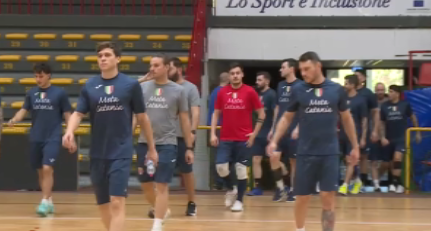 TgrRaiSicilia's tweet image. Calcio a 5. Comincia nel migliore dei modi per il Meta Catania: ieri sera, hanno sconfitto 2 a 0 i lussemburghesi del #Differdange.
Nel tg delle 14
@TgrRai