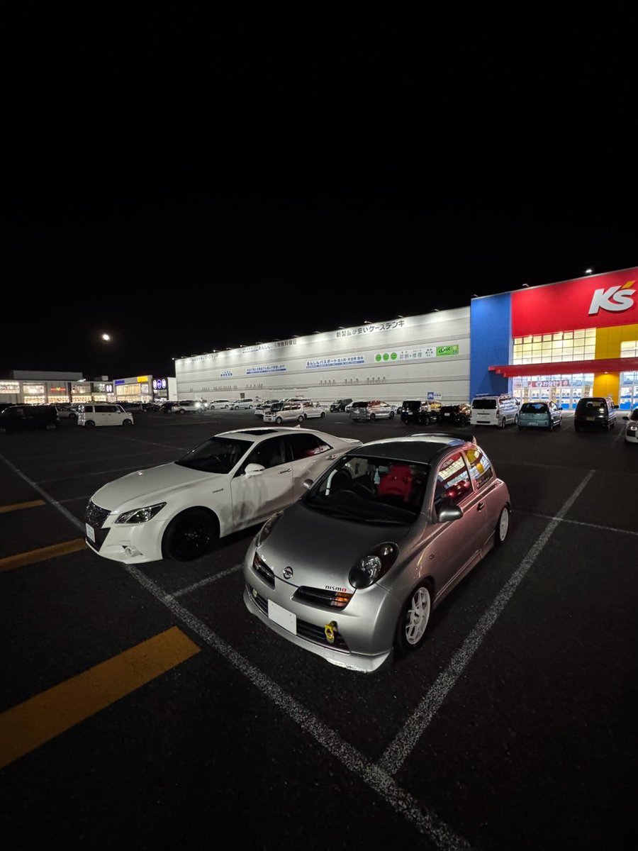 ryochan_TA's tweet photo. 広島行くまでになんとか納車した✌️
ショップの人たちにも色々わがまま聞いてもらえて本当助かった🥺 https://t.co/fF2KVum2U3