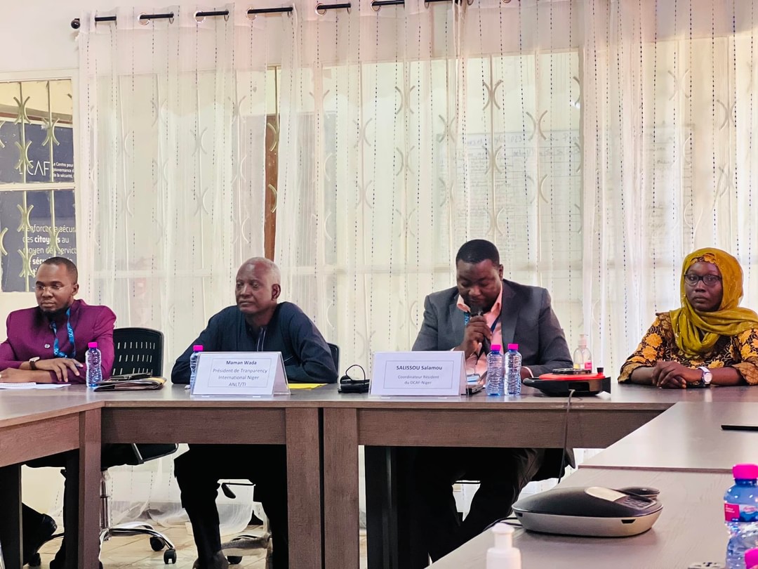 anlctiniger's tweet photo. Atelier sur la Transparence : Un Succès ! 
Transparency International Niger et le DCAF ont récemment tenu un atelier enrichissant sur la transparence et la lutte contre la corruption. 
#Transparence #LutteContreLaCorruption #BonneGouvernance #Niger https://t.co/YUwhdAdVU3