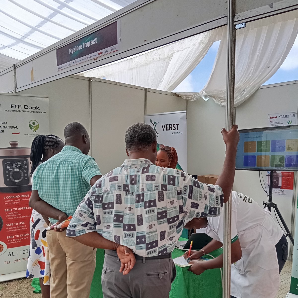 NyaloreImpact's tweet photo. DAY 3 of the #CleanCookingWeek.
Our Pressure cookers are multi PAYGO Enabled, which is a system for Lipa polepole that enables low income earners to own the product and pay for a period as they use the product.

☎️0703849628
🌐https://t.co/4nFFTKVMtN
#CleanCookingWeek#Tefal https://t.co/CeT5IUizNC