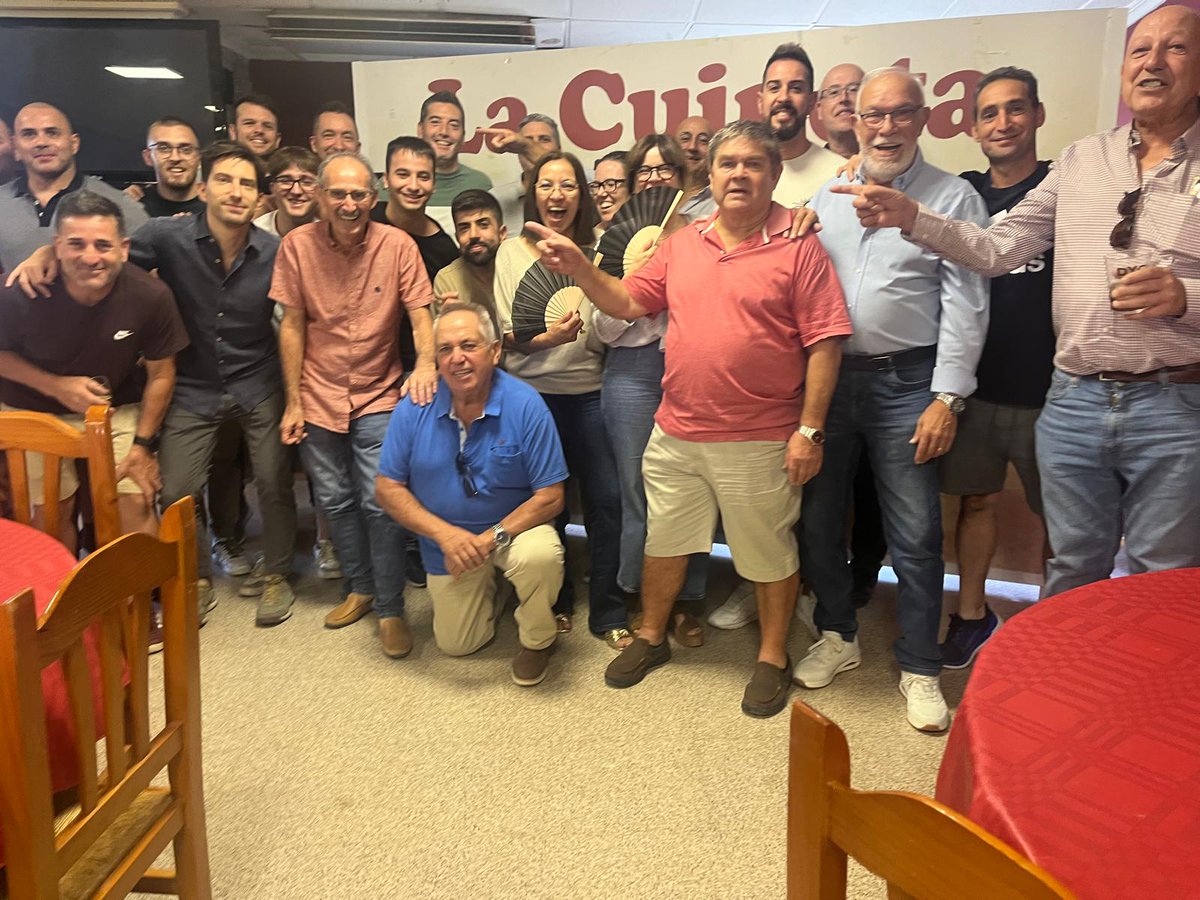 MasetoTech's tweet photo. 🎉 Today we celebrate Paquito Sierra's retirement! 🎉 After 47 years of dedication at Maseto, Paquito has been key in building machines that operate in multiple regions around the world. A huge thank you for your effort and passion, we will miss you a lot! Enjoy this new stage!🥳 https://t.co/HDzGi8jULc