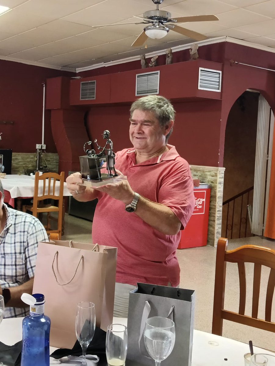 MasetoTech's tweet photo. 🎉 Today we celebrate Paquito Sierra's retirement! 🎉 After 47 years of dedication at Maseto, Paquito has been key in building machines that operate in multiple regions around the world. A huge thank you for your effort and passion, we will miss you a lot! Enjoy this new stage!🥳 https://t.co/HDzGi8jULc